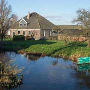 Farm along Het Dee